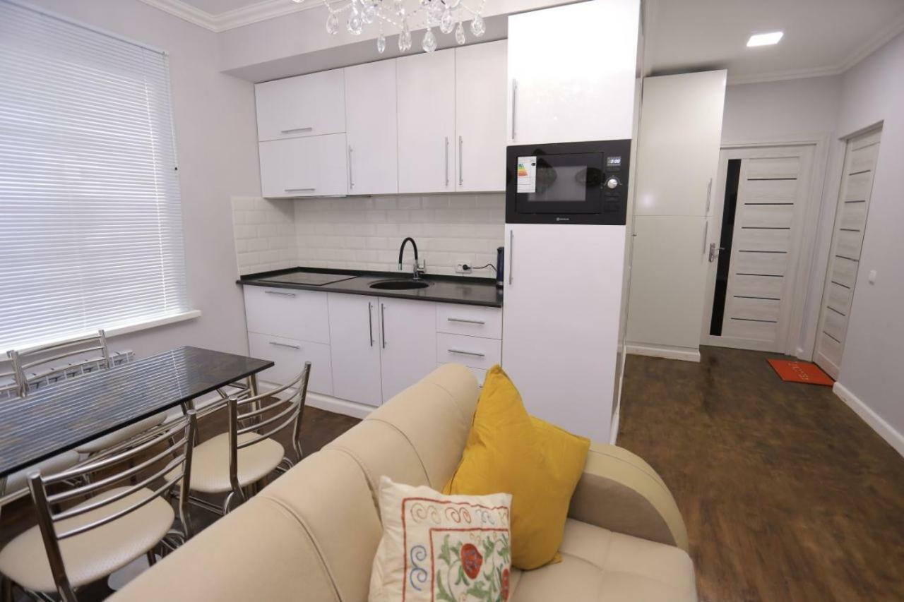 Luxury 2 Bedrooms Apartment Walking Distance From Gur-Emir Samarkand Exterior foto