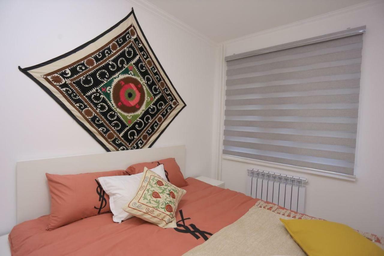 Luxury 2 Bedrooms Apartment Walking Distance From Gur-Emir Samarkand Exterior foto